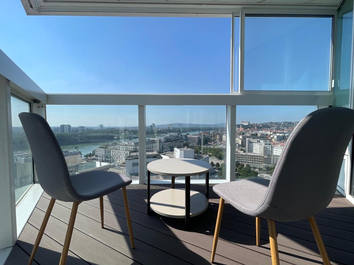 Sag Panorama Apartment 3 Rooms 19Th Floor Great View Free Parking Bratislava Exteriör bild